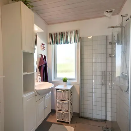 Diuri - 400m From The Sea By Interhome